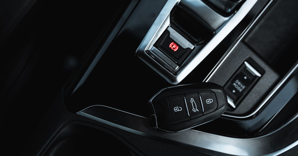 Honda car key fob — Santa Locksmiths