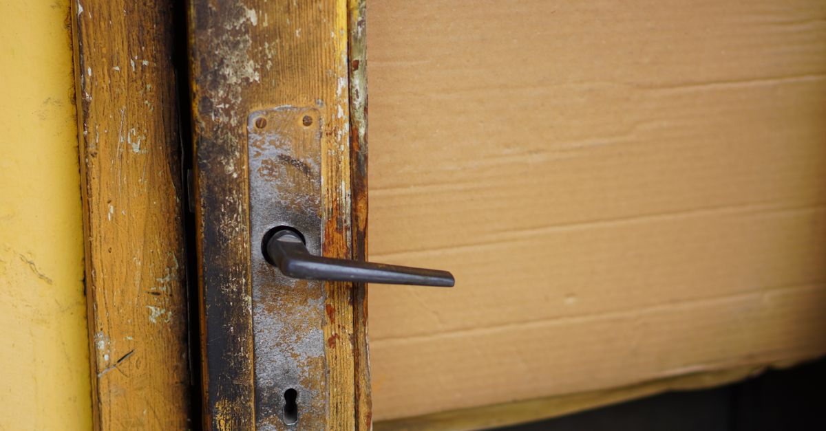 Mortise Lock vs. Door Knob Lock: Which Is Right for Your Door? — Santa Locksmiths