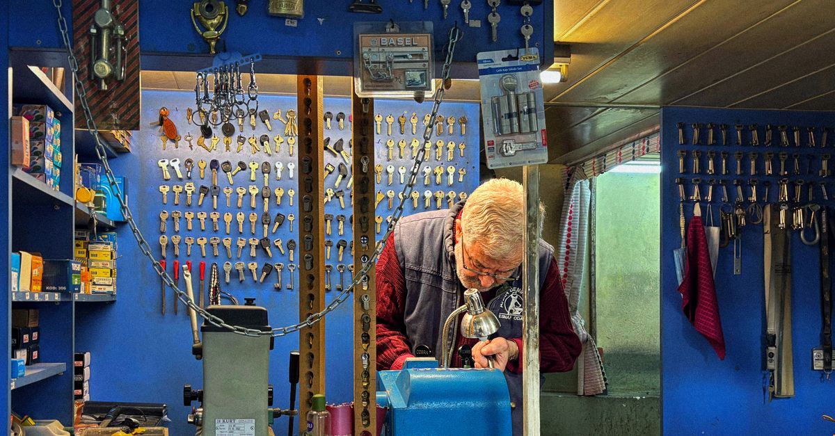 Key Copy Service — Santa Locksmiths